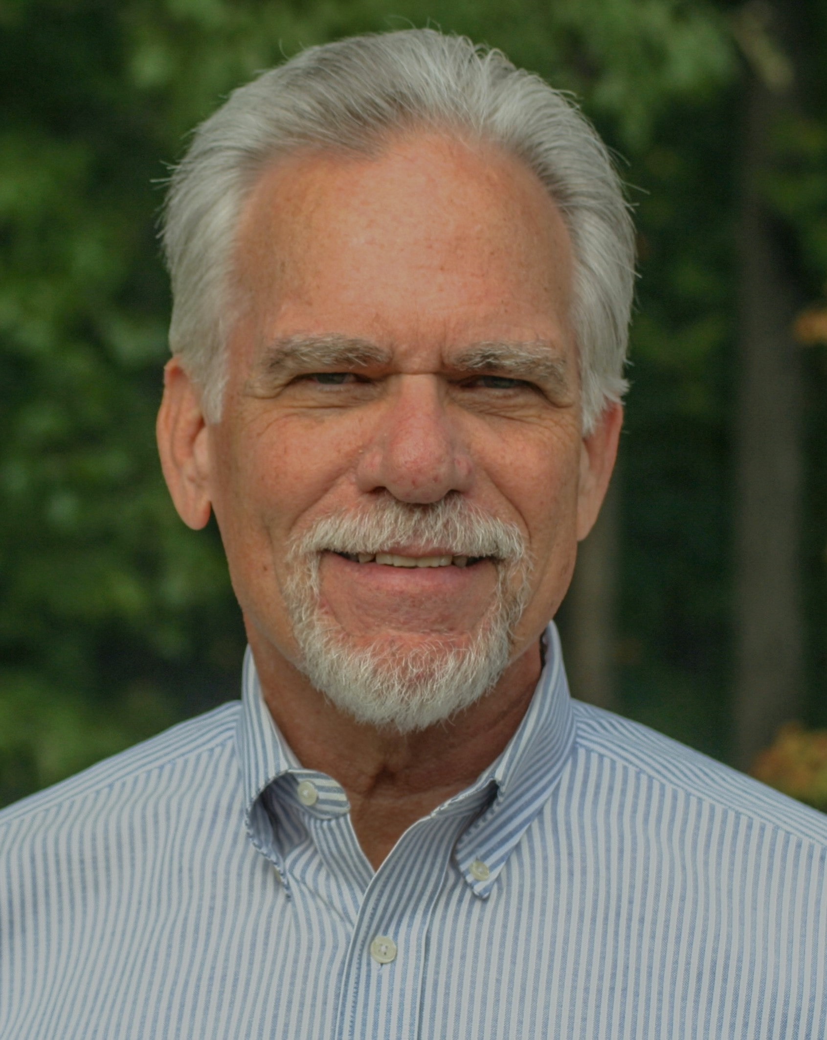 Headshot of Mark Leary